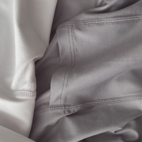 Fabletics shorts - Picture 3 of 4